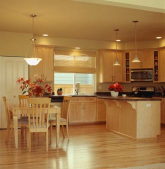 Bếp nên tránh đặt gần chậu rửa, tủ lạnh, tránh có cửa sổ phía sau, tránh giáp các diện tường hướng Tây